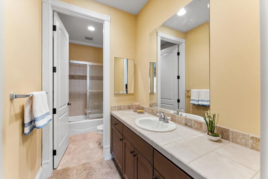 1829 Elevado Road Vista, CA 92084 - Photo 36 of 62