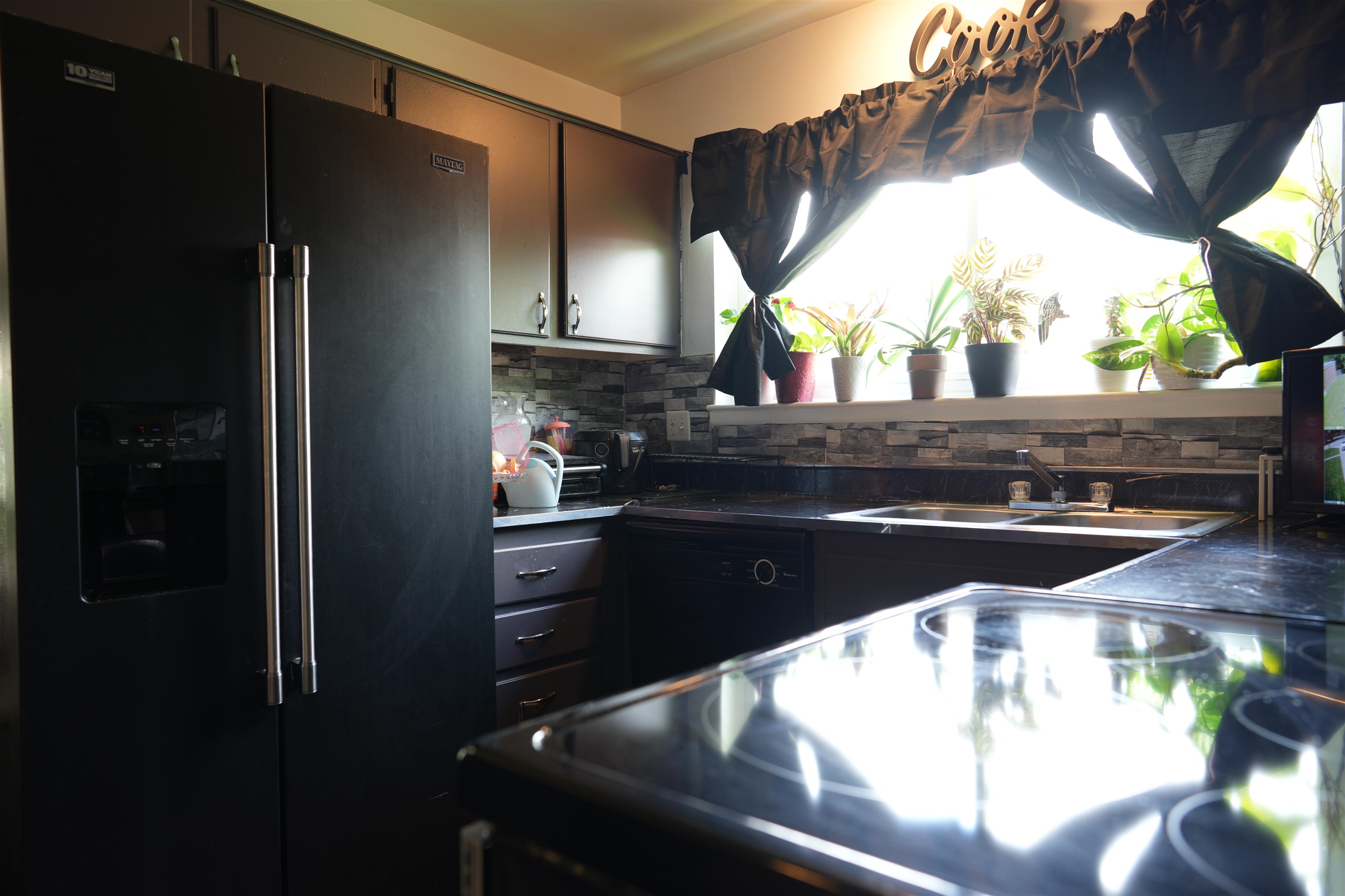 21600 Evergreen Road Southfield, MI 48075 - Photo 7 of 22 50114244-6.JPG