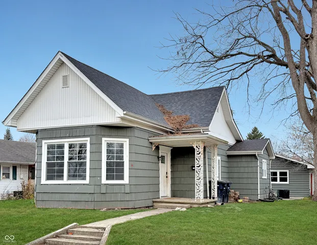 $144,900 | 806 South 17th Street, Elwood, IN 46036