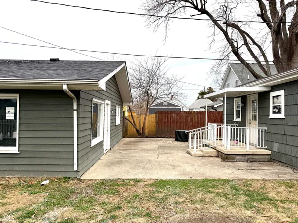 $143,900 | 806 South 17th Street, Elwood, IN 46036