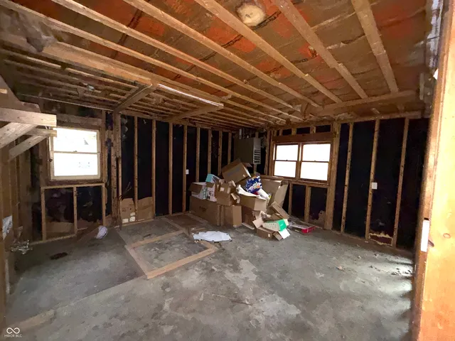 $144,900 | 806 South 17th Street, Elwood, IN 46036