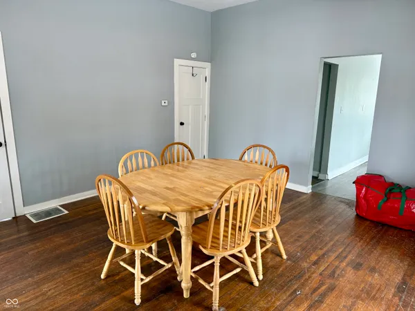 $143,900 | 806 South 17th Street, Elwood, IN 46036