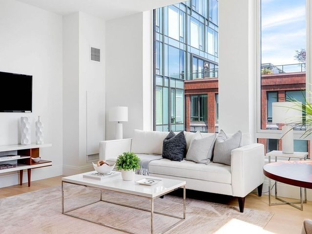 $1,339,000 | 380 Harrison Avenue, Unit PH2D, Boston, MA 02118