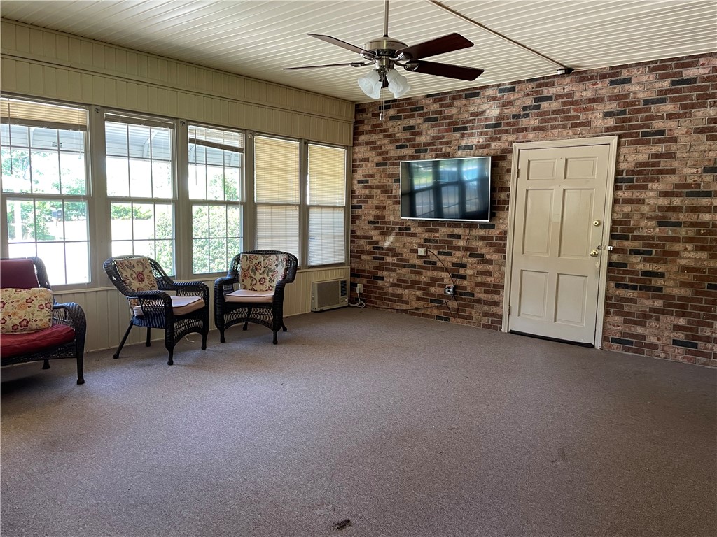 413 New Dunham Bridge Road Greenville, SC 29611 - Photo 13 of 36 Gallery Image 13