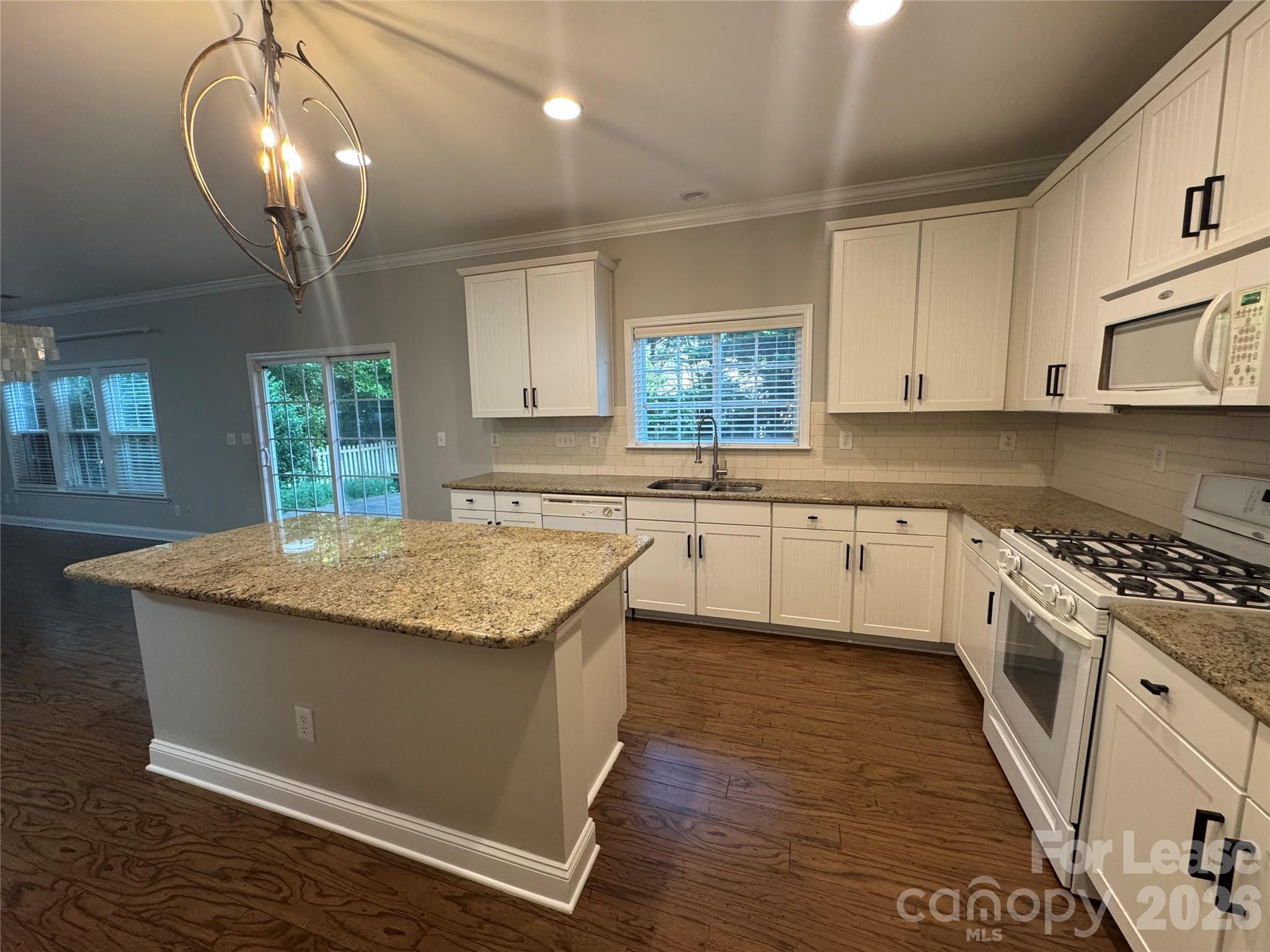 10921 Rousay Road Charlotte, NC 28278 - Photo 3 of 15