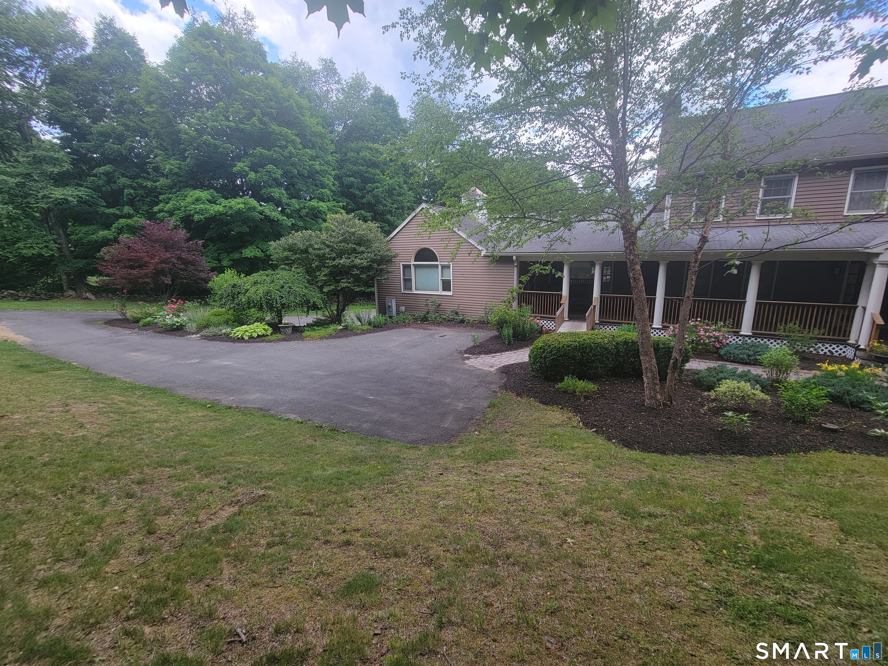 11 Gopher Road Newtown, CT 06470 - Photo 6 of 29