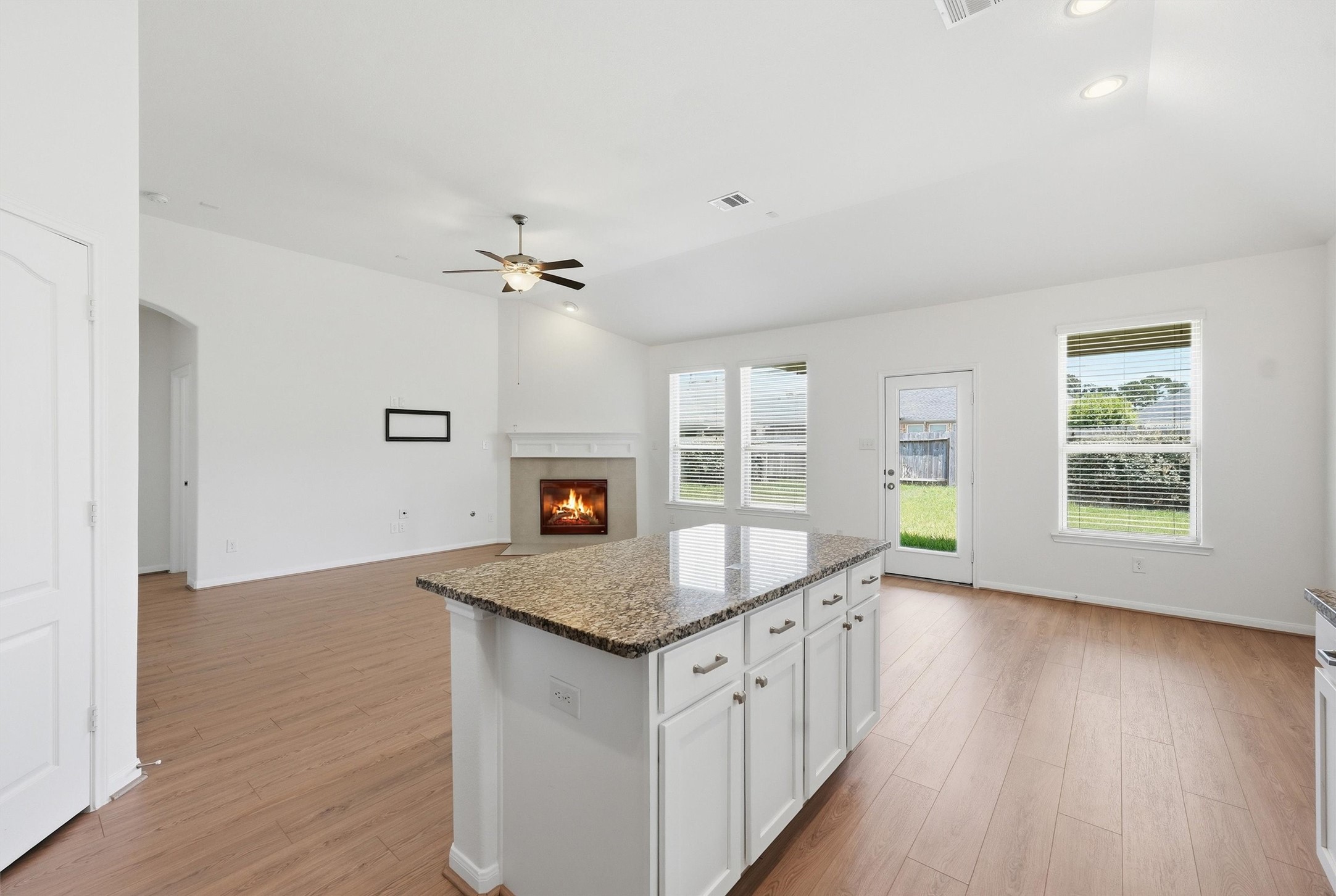 3841 Enchanted Timbers Lane Spring, TX 77386 - Photo 10 of 32