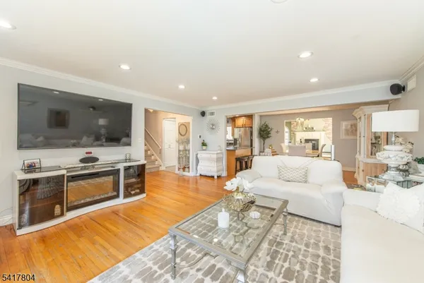 $879,333 | 81 Devonshire Road, Cedar Grove, NJ 07009
