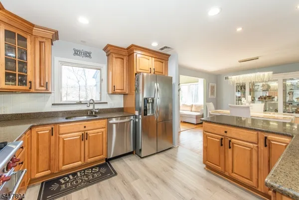 $879,333 | 81 Devonshire Road, Cedar Grove, NJ 07009