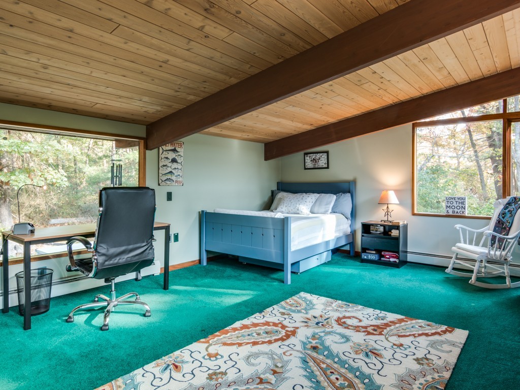 22 Bray Street Gloucester, MA 01930 - Photo 20 of 37 a swimming pool with garden view