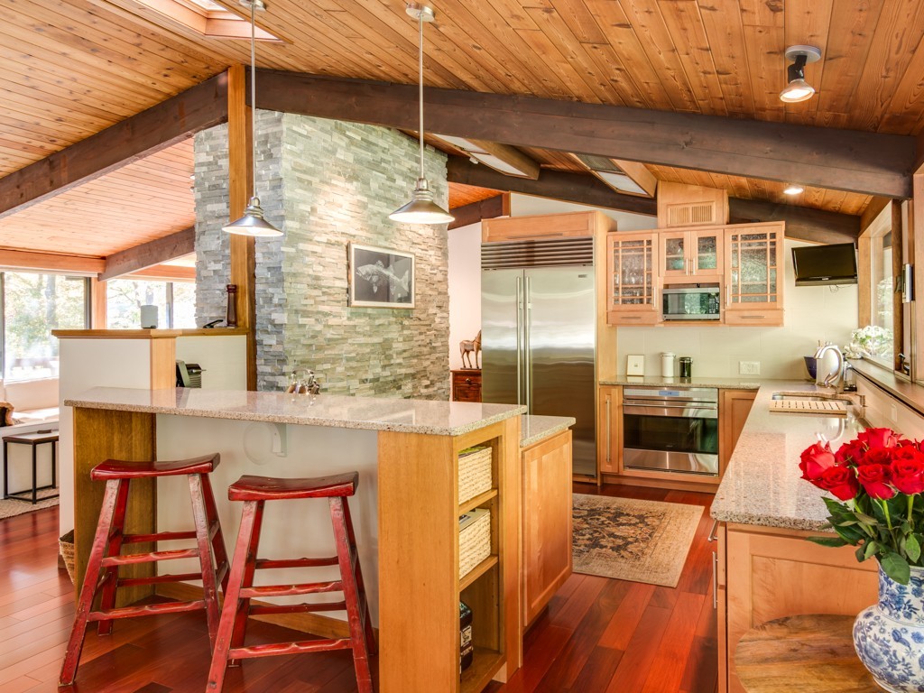 22 Bray Street Gloucester, MA 01930 - Photo 9 of 37 a dinning table and chairs in the patio of the house