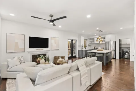 $1,990,000 | 7393 Portage Way, Carlsbad, CA 92011