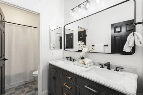 $1,990,000 | 7393 Portage Way, Carlsbad, CA 92011