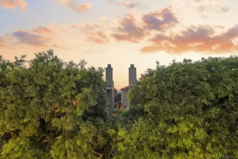 $1,990,000 | 7393 Portage Way, Carlsbad, CA 92011