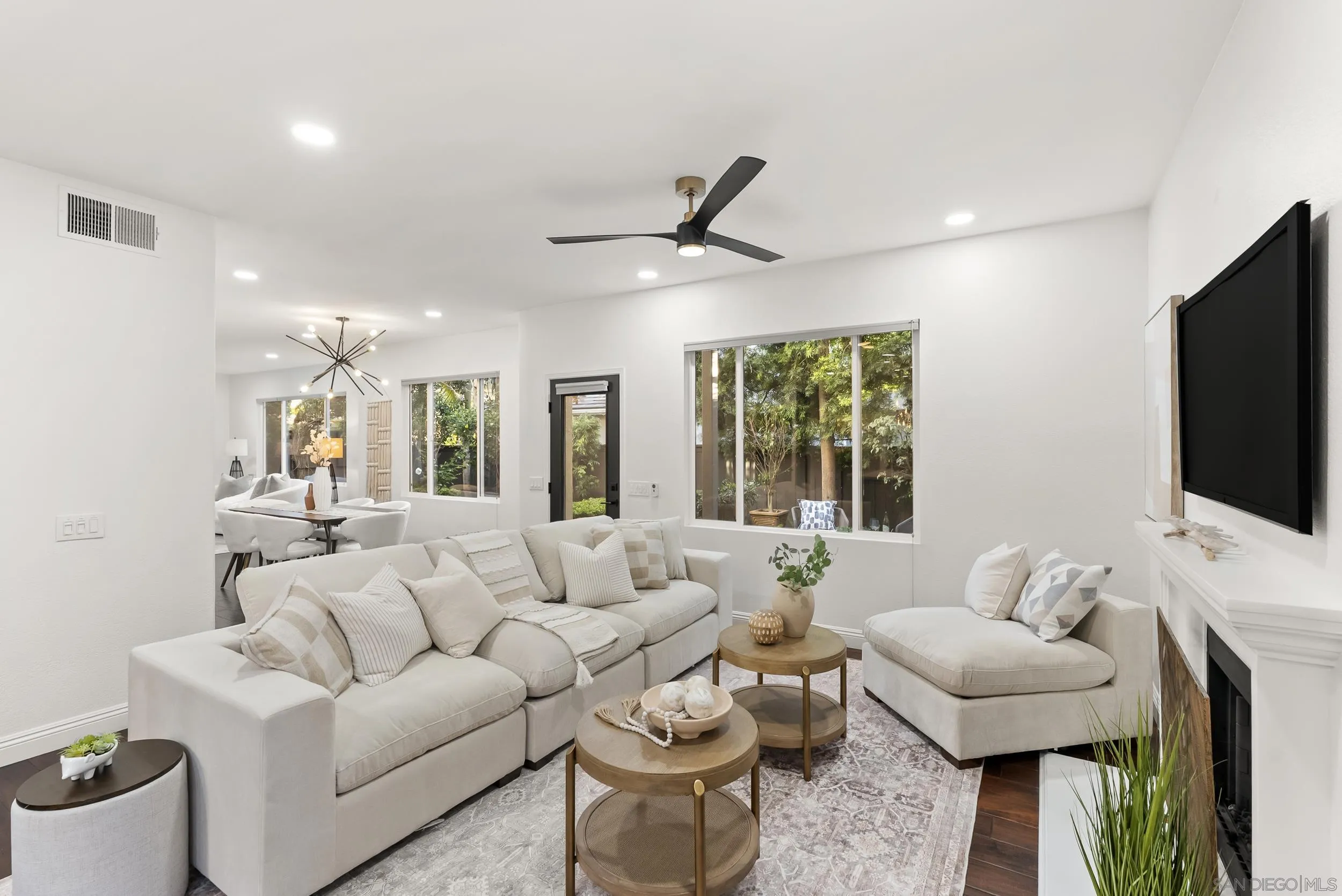 7393 Portage Way Carlsbad, CA 92011 - Photo 9 of 64