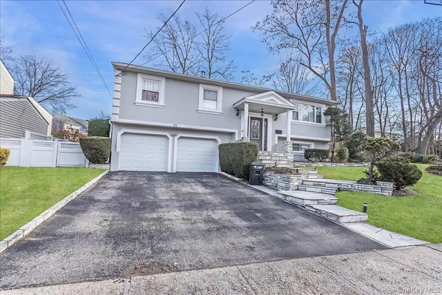 $1,274,999 | 93 Searingtown Road, Albertson, NY 11507