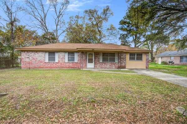 $2,195 | 1908 Swift Avenue, Charleston, SC 29407