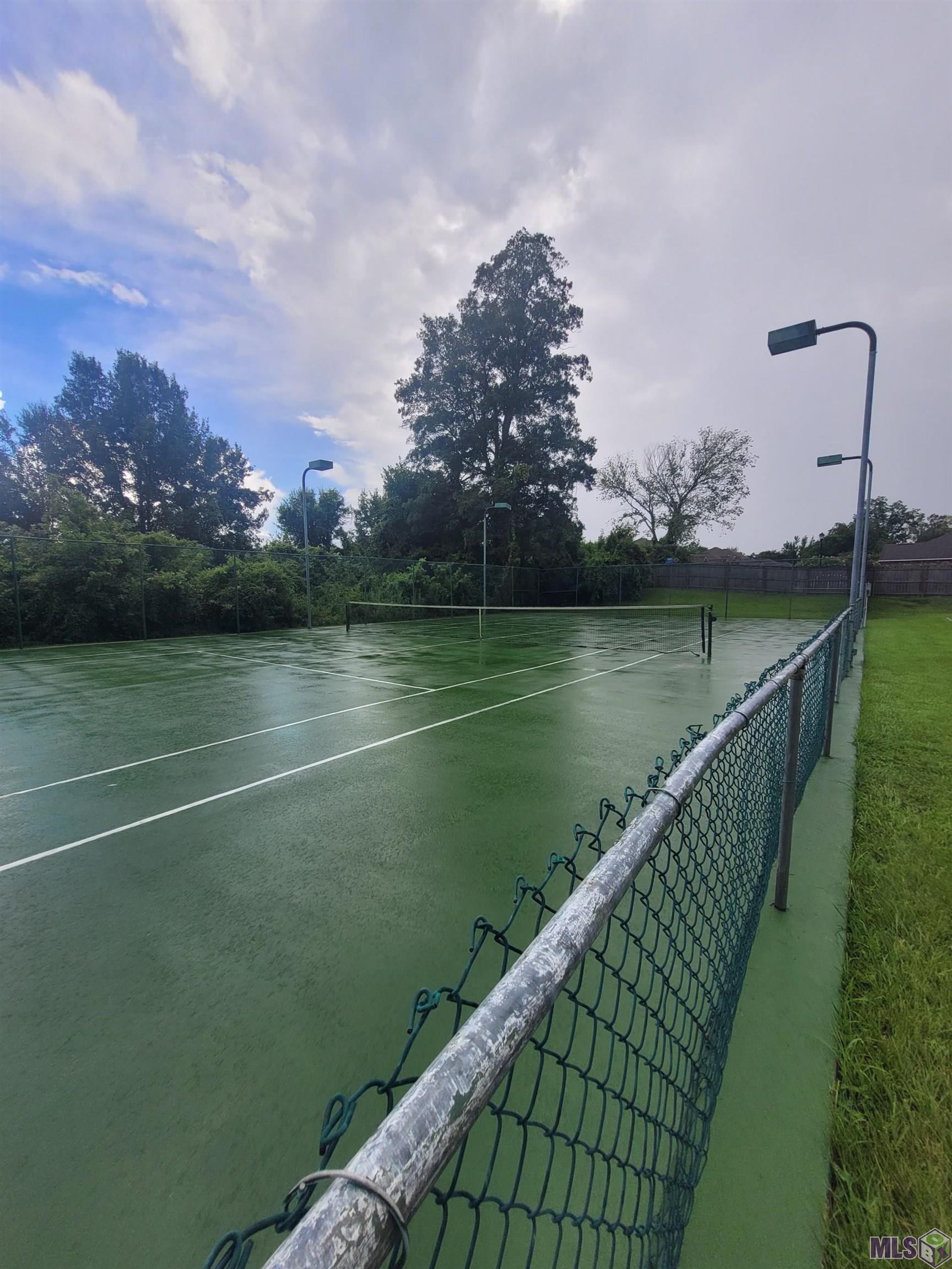 11550 Southfork Avenue, Unit 706 Baton Rouge, LA 70816 - Photo 12 of 14