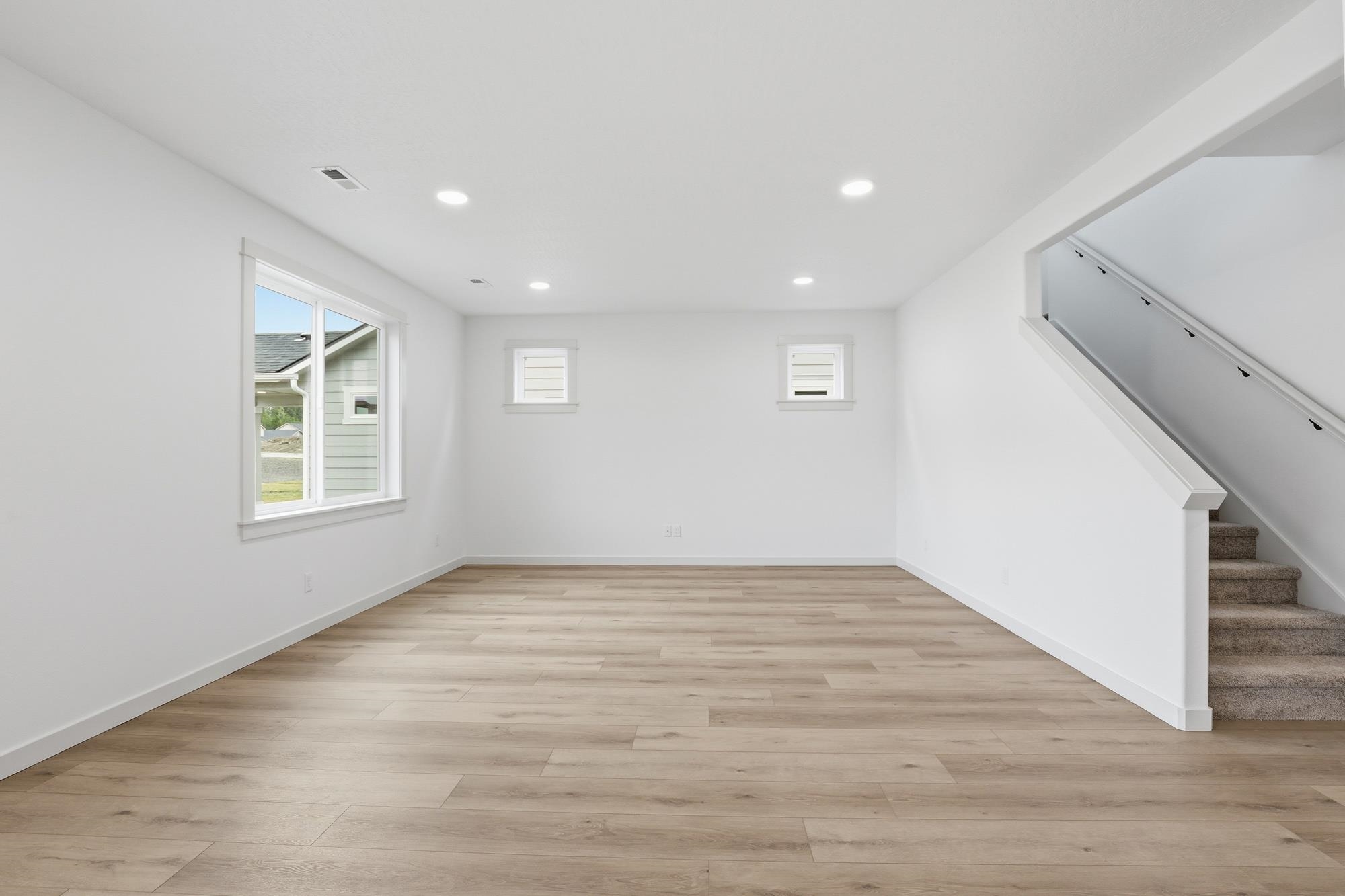 1463 West 67th Avenue Spokane, WA 99224 - Photo 4 of 13