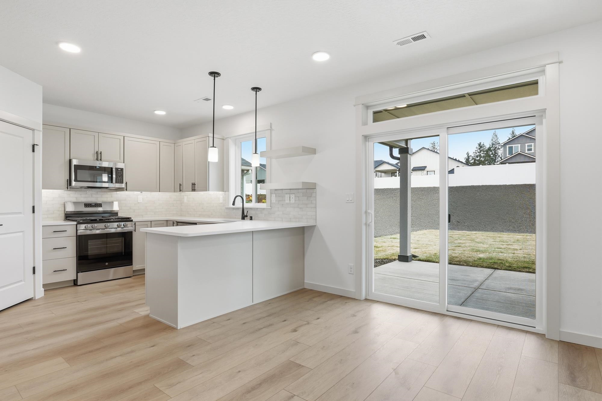 1463 West 67th Avenue Spokane, WA 99224 - Photo 6 of 13