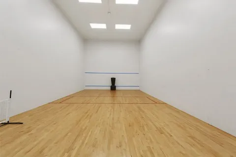 $119,900 | 4379 Wilshire Boulevard, Unit 104, Mound, MN 55364