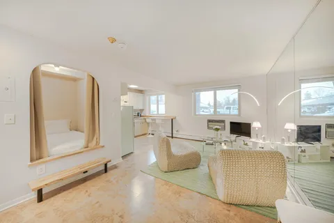 $119,900 | 4379 Wilshire Boulevard, Unit 104, Mound, MN 55364