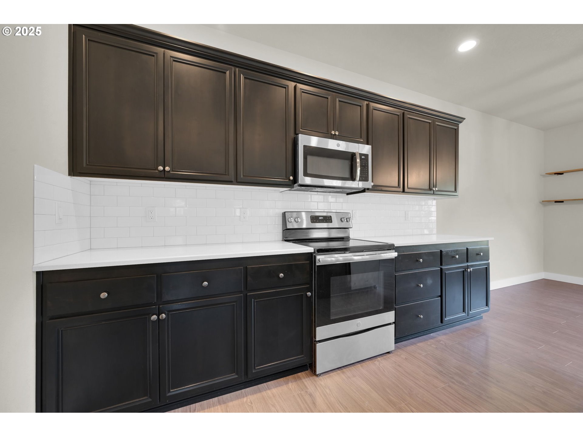 967 South 58th Street Springfield, OR 97478 - Photo 14 of 44
