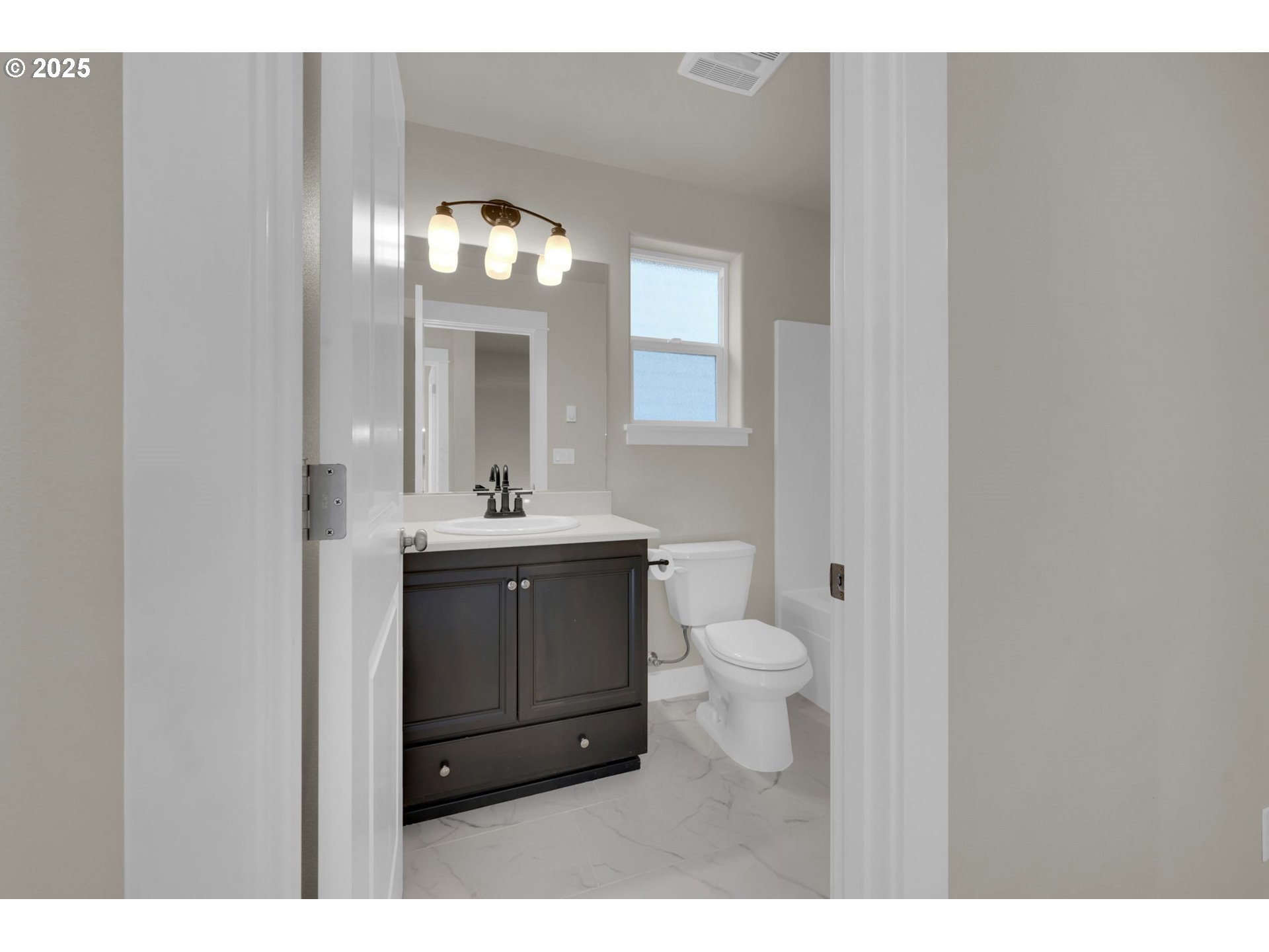 967 South 58th Street Springfield, OR 97478 - Photo 33 of 44