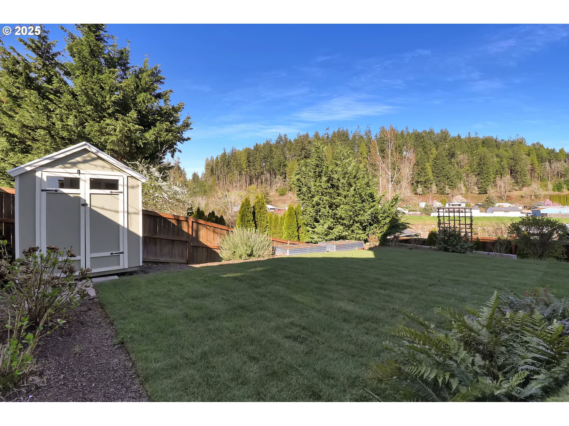 967 South 58th Street Springfield, OR 97478 - Photo 42 of 44