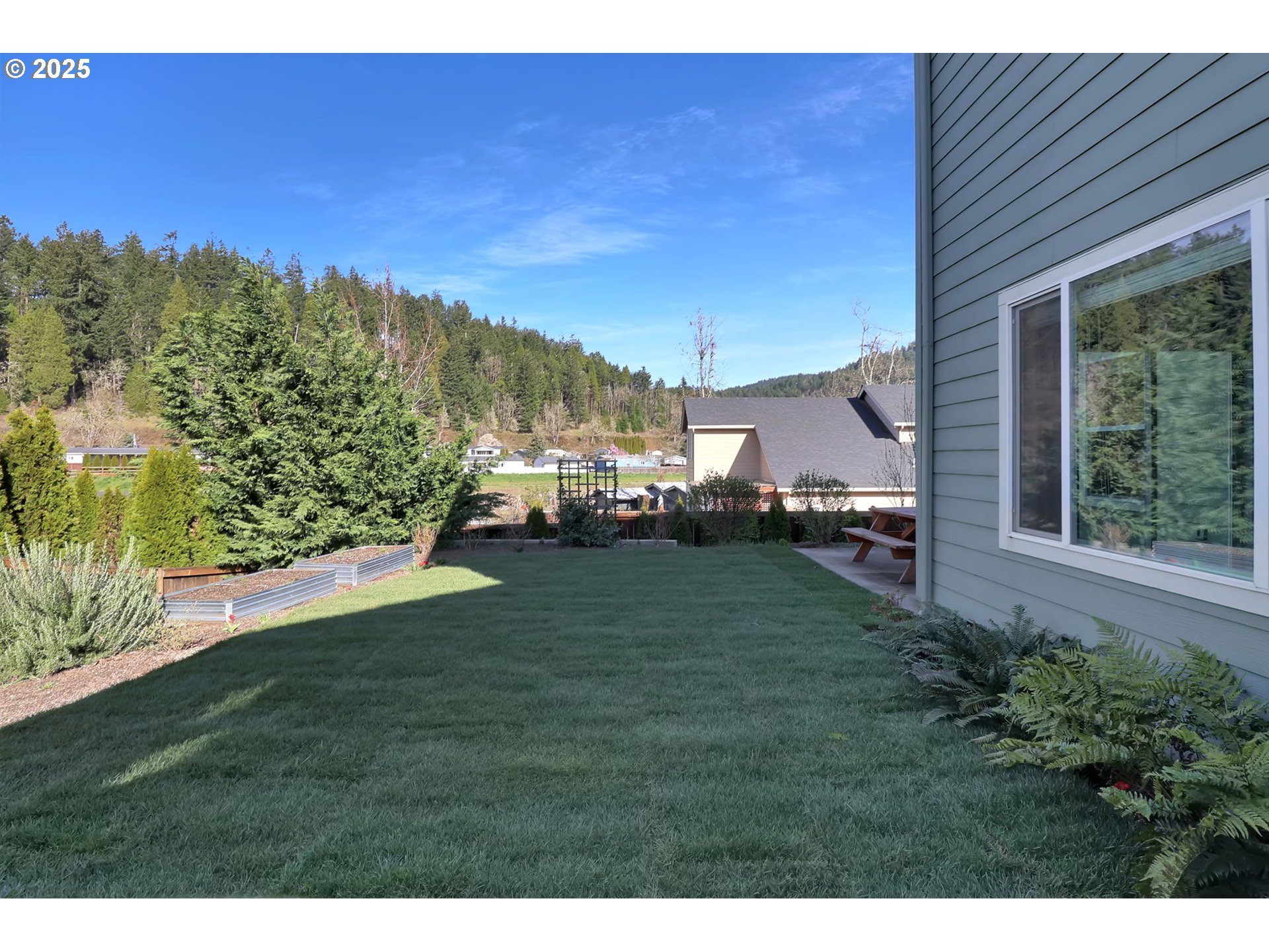 967 South 58th Street Springfield, OR 97478 - Photo 43 of 44