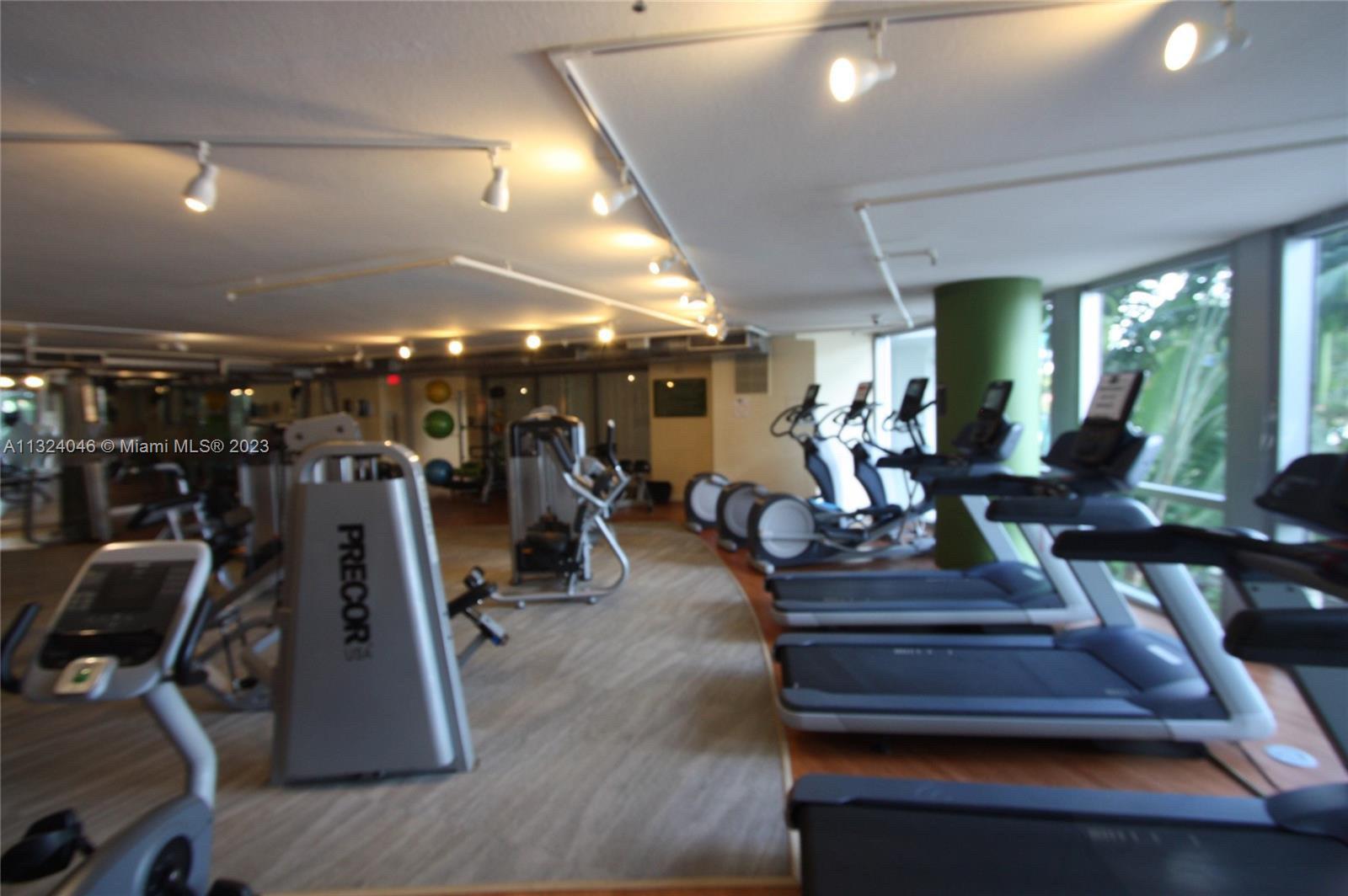 2681 North Flamingo Road, Unit 506S Sunrise, FL 33323 - Photo 18 of 20 a view of a room with gym equipment