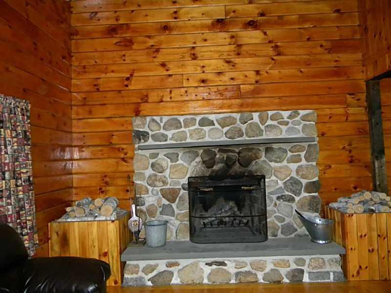 7 Goldfinch Road Lovell, ME 04051 - Photo 16 of 28 Living Room.