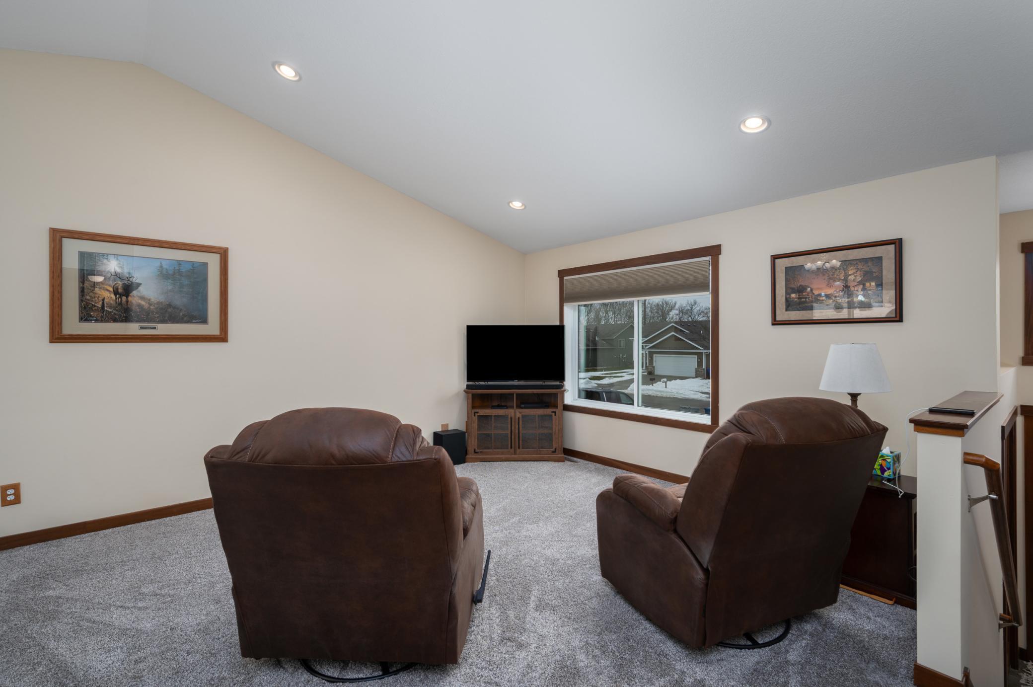 5413 Weatherstone Drive Northwest Rochester, MN 55901 - Photo 9 of 35 Gallery Image 9