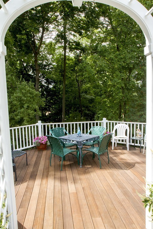 22 Red Coat Road Shrewsbury, MA 01545 - Photo 12 of 30 Gallery Image 12