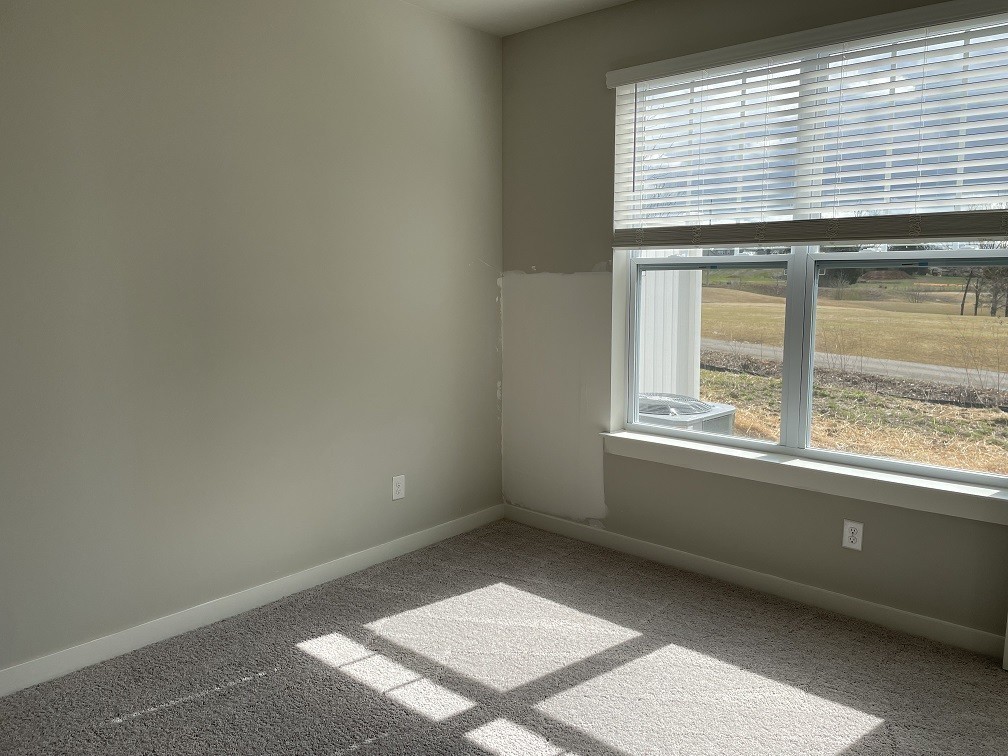 385 Casper Drive Spring Hill, TN 37174 - Photo 12 of 23 an empty room with a window