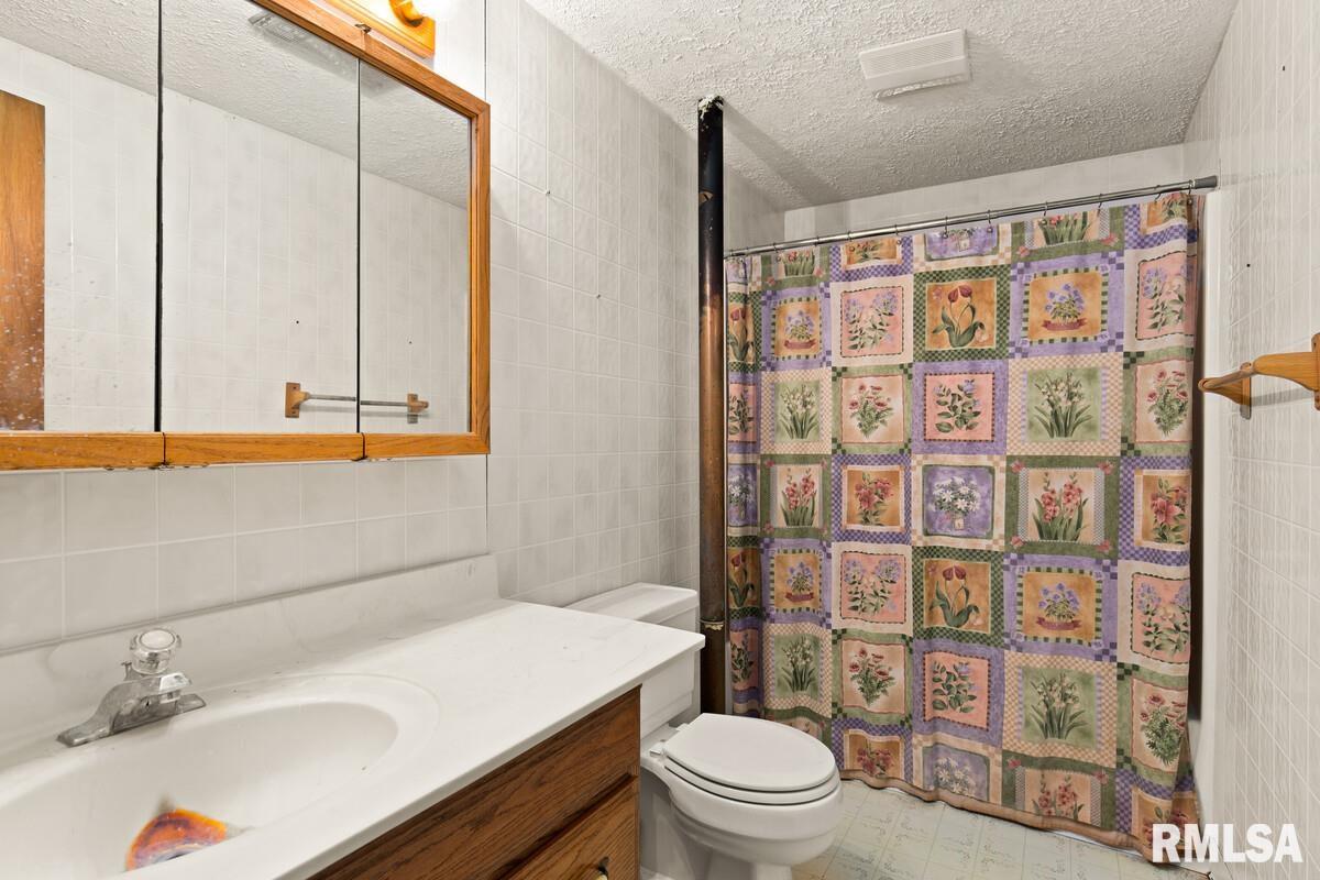 28746 Robison Road Morton, IL 61550 - Photo 17 of 30 Gallery Image 17