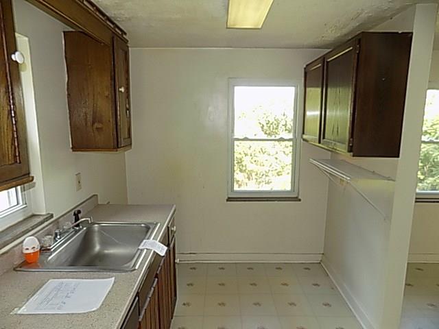 729-731 Shadycrest Road Beechview, PA 15216 - Photo 16 of 23 Gallery Image 16