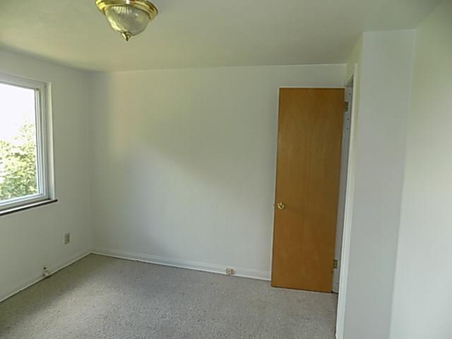 729-731 Shadycrest Road Beechview, PA 15216 - Photo 22 of 23 Gallery Image 22
