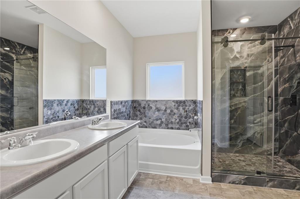 2407 Pelham Pass Dacula, GA 30019 - Photo 18 of 47