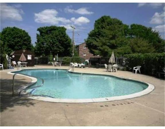 52 Bryon Road, Unit 1 Boston, MA 02467 - Photo 6 of 8