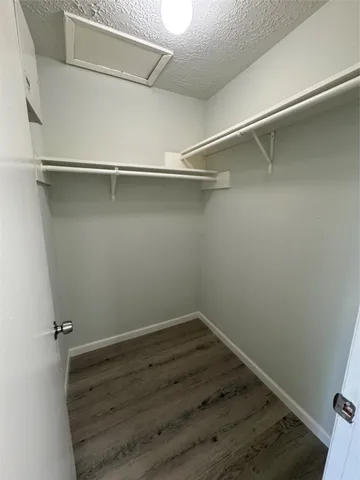 $139,500 | 10555 Turtlewood Court, Unit 909, Houston, TX 77072