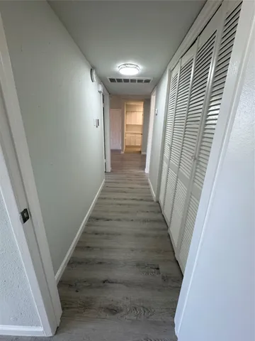 $139,500 | 10555 Turtlewood Court, Unit 909, Houston, TX 77072