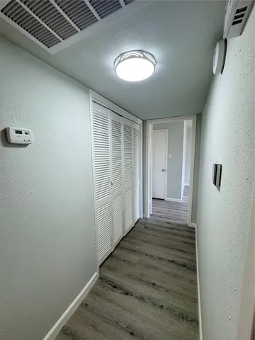 $139,500 | 10555 Turtlewood Court, Unit 909, Houston, TX 77072