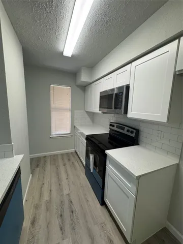 $139,500 | 10555 Turtlewood Court, Unit 909, Houston, TX 77072