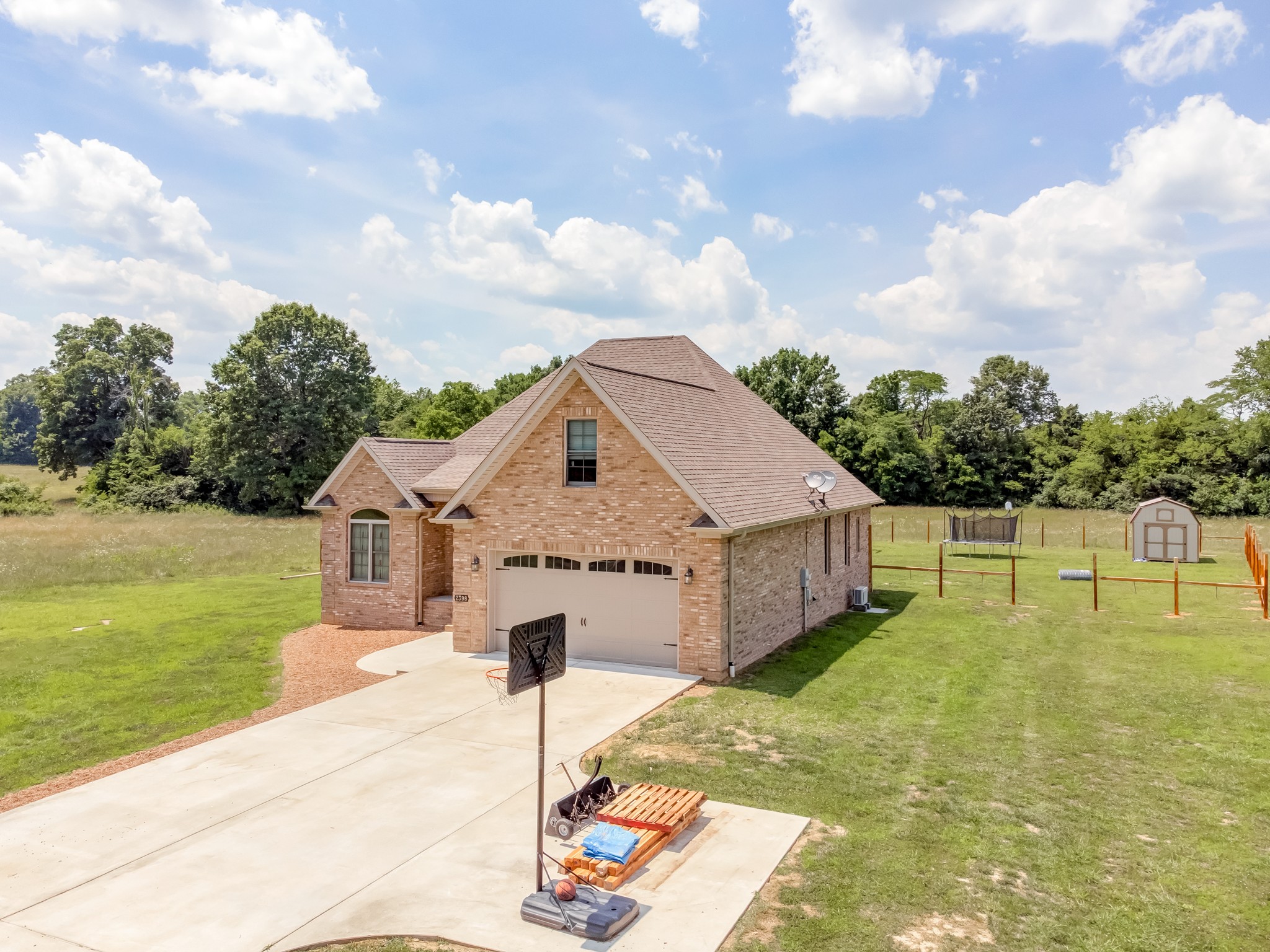 2398 Hunter Road Lewisburg, TN 37091 - Photo 4 of 50 Gallery Image 4