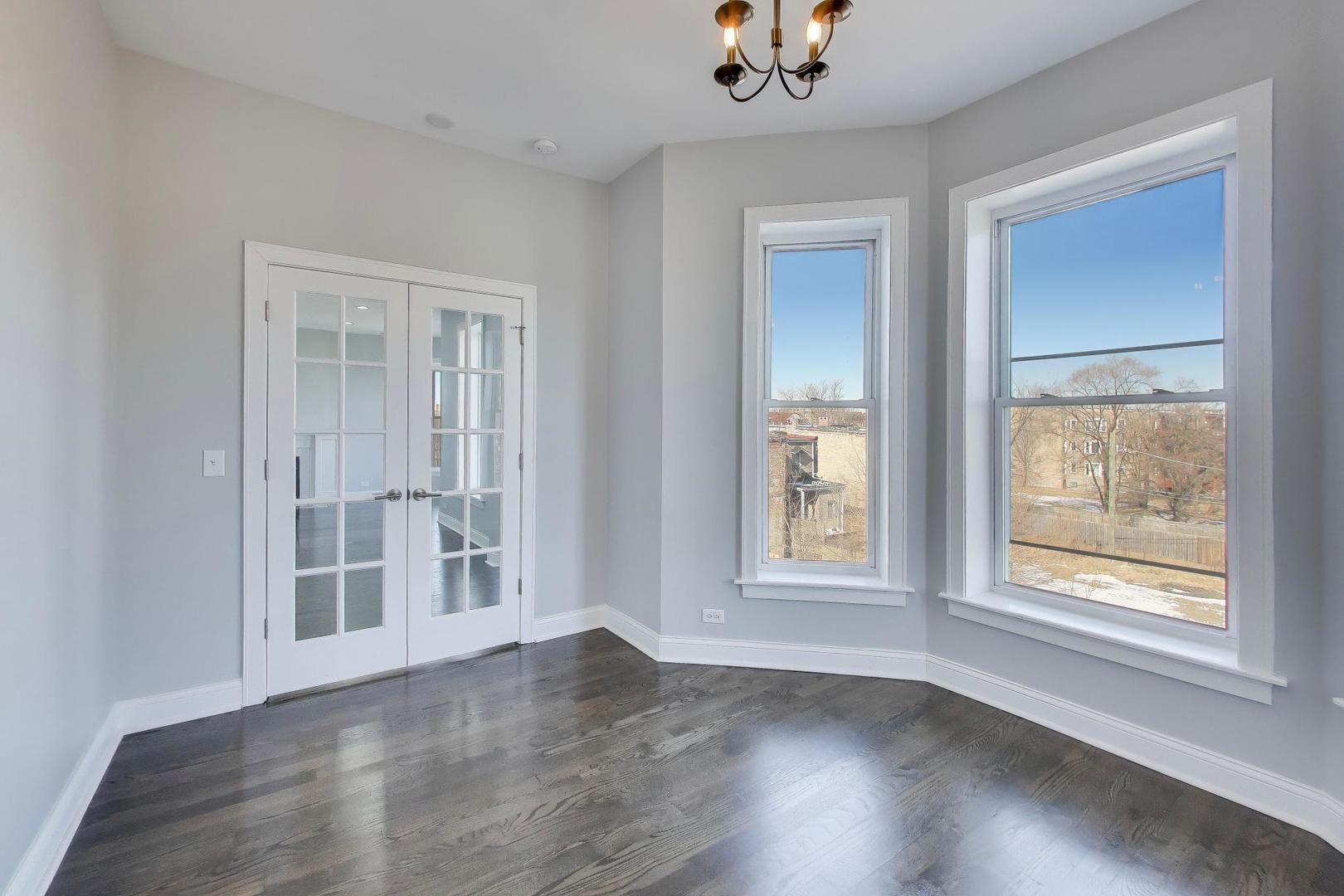 313 East 60th Street, Unit 4 Chicago, IL 60637 - Photo 23 of 46