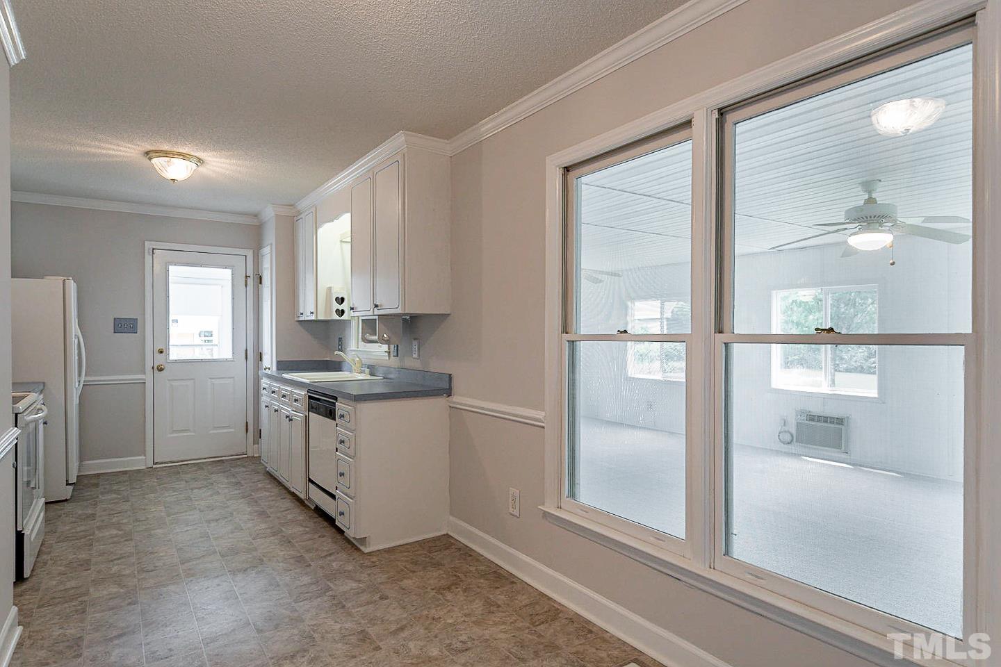 123 Riders Ridge Lane Willow Spring, NC 27592 - Photo 8 of 21 Gallery Image 8