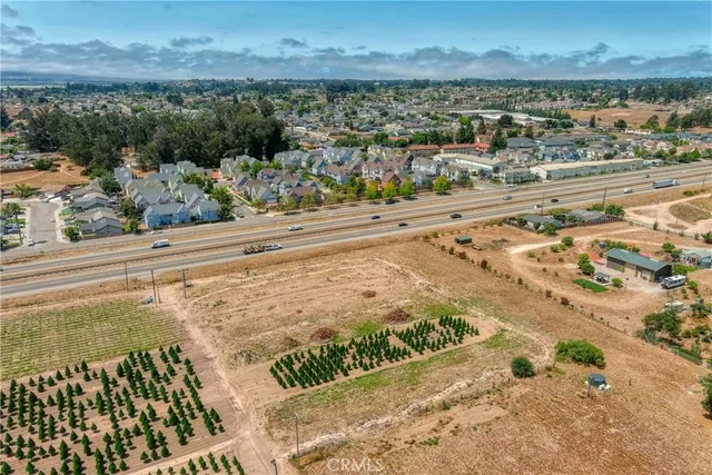 $389,000 | 12 Oakglen Street South, Nipomo, CA 93444