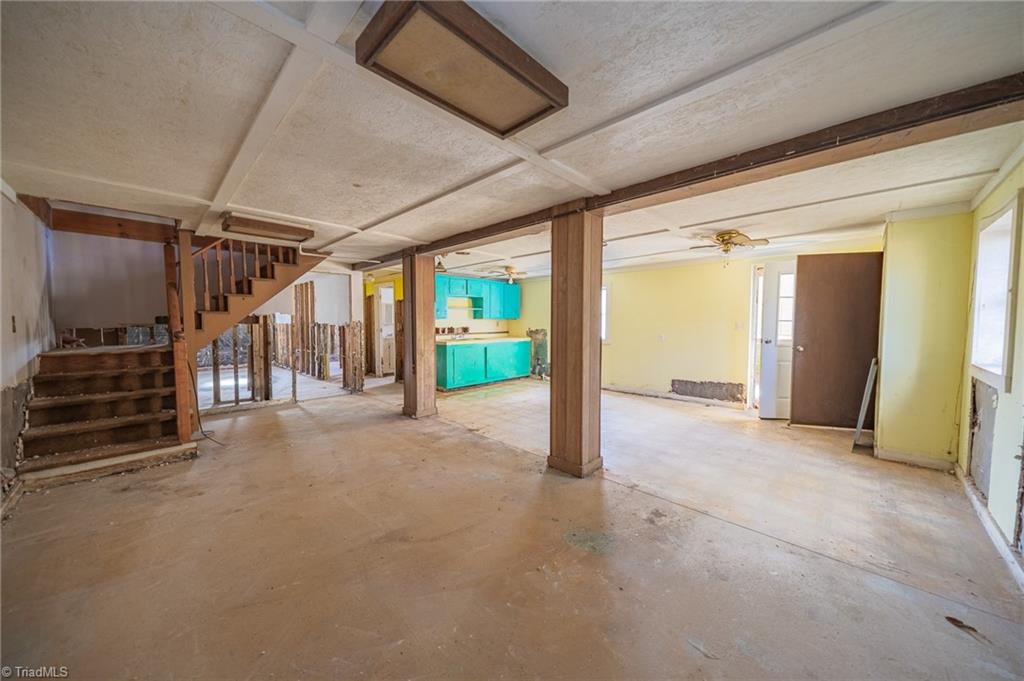 3089 Pipers Gap Road Mount Airy, NC 27030 - Photo 13 of 20