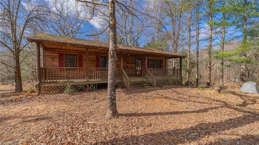 3089 Pipers Gap Road Mount Airy, NC 27030 - Photo 2 of 20
